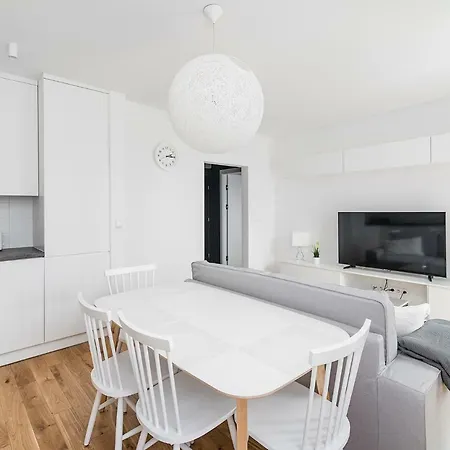 Metro Centrum Light Apartment